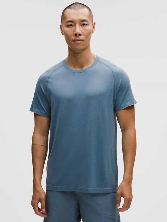 lululemon athletica Other - Lululemon Metal Vent Tech Shirt